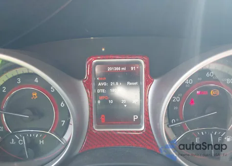 2016 Dodge Journey Sxt z USA, uszkodzony, nr VIN 3C4PDCBB2GT147033